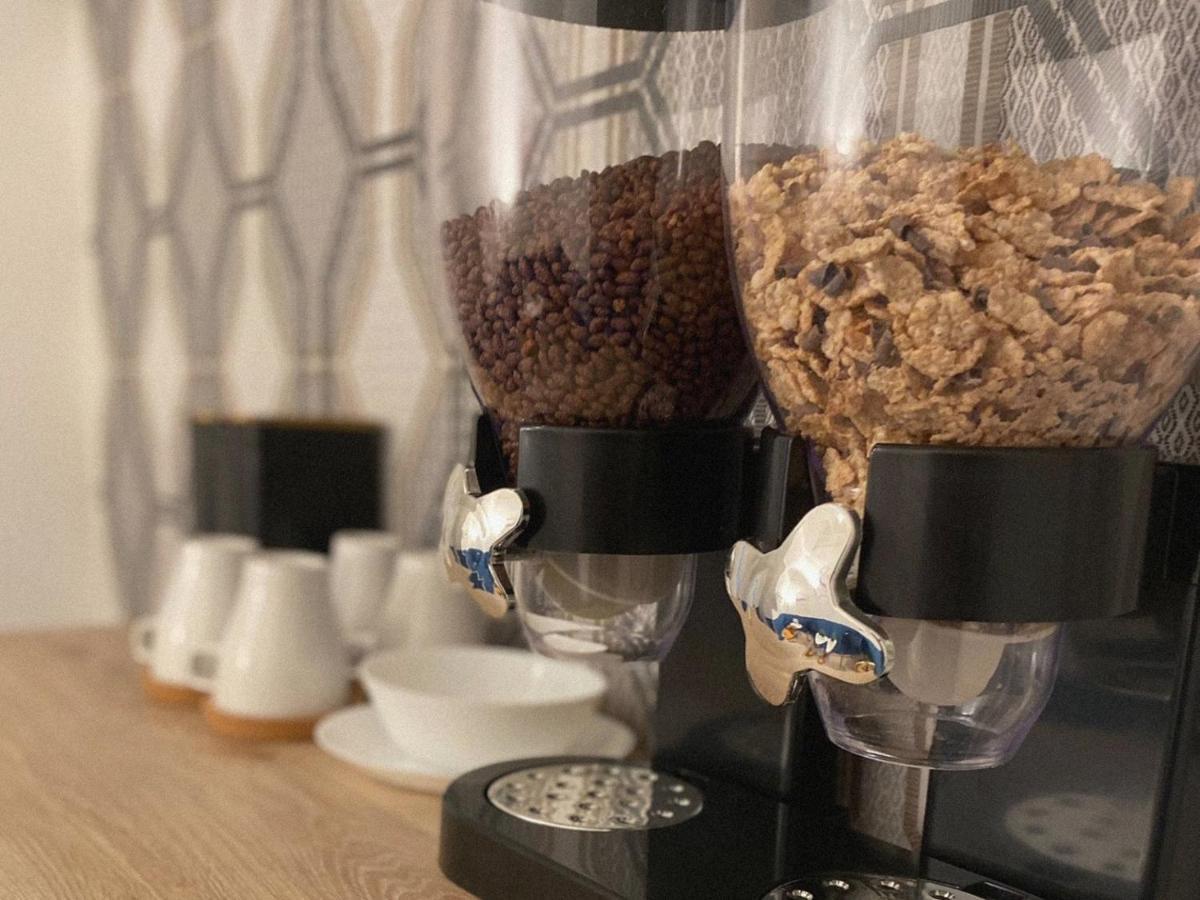 Domus Luigi Leone II Acomodação com café da manhã Nápoles Exterior foto