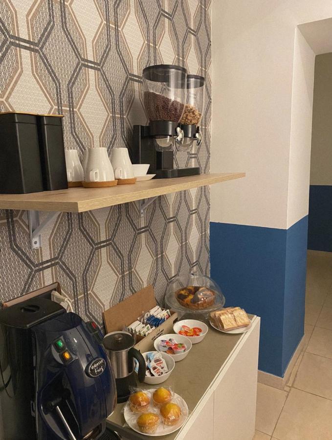Domus Luigi Leone II Acomodação com café da manhã Nápoles Exterior foto