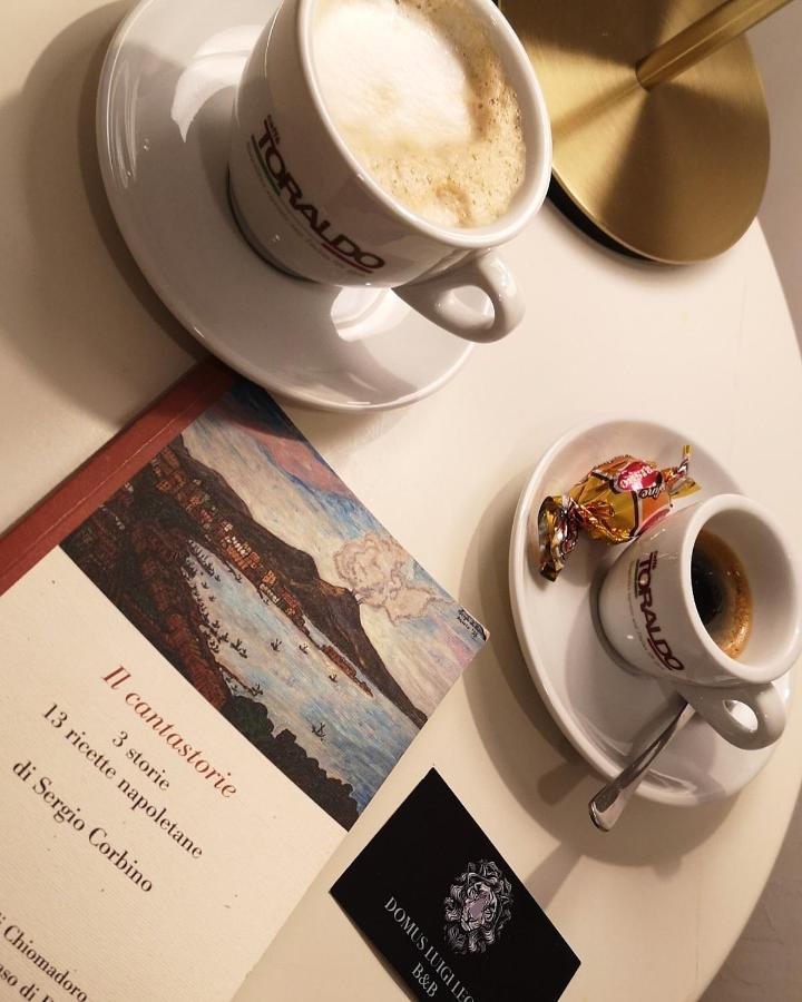 Domus Luigi Leone II Acomodação com café da manhã Nápoles Exterior foto